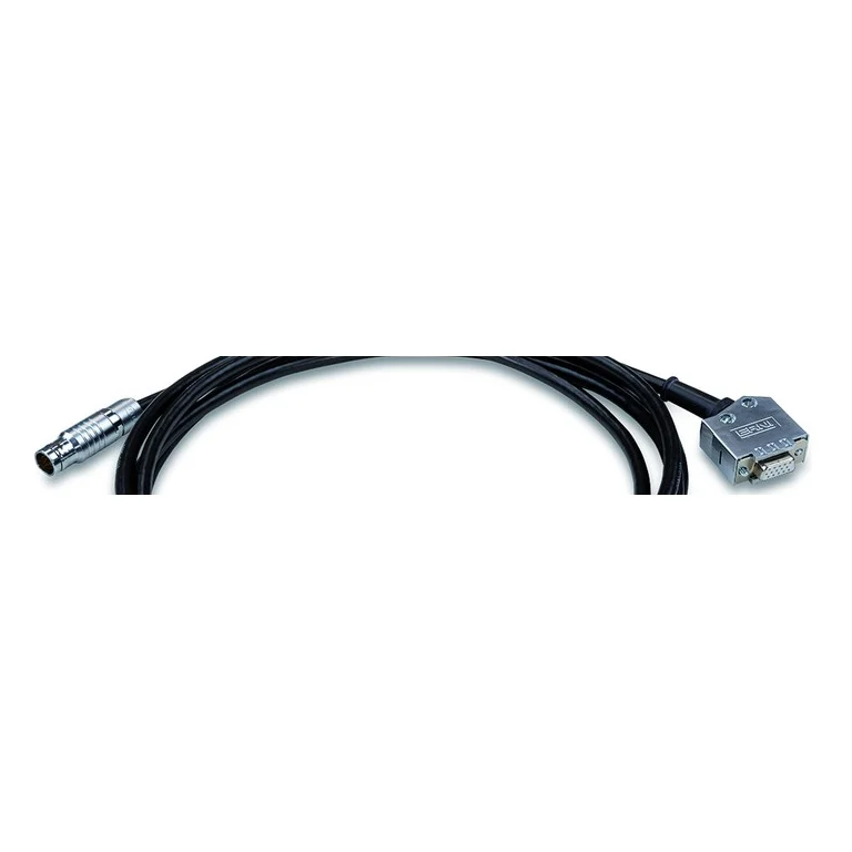 תקריב נפרד של המחבר הפיזי בכבל PC1750 ל־C-Box; המק״ט קובע את סוג הקצה והאורך