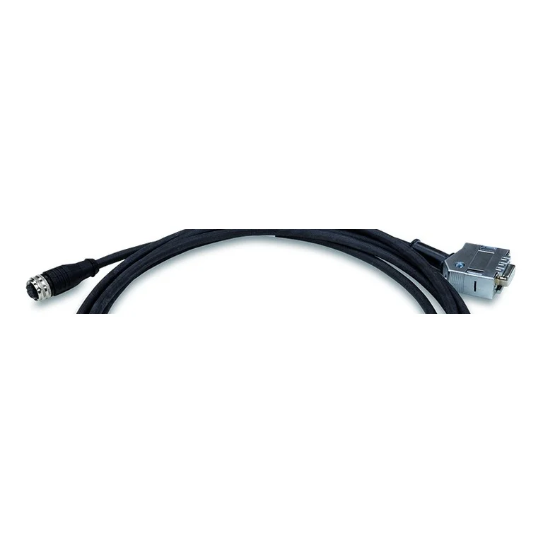 תקריב נפרד של המחבר הפיזי בכבל PCF1420 ל־C-Box; המק״ט קובע את סוג הקצה והאורך
