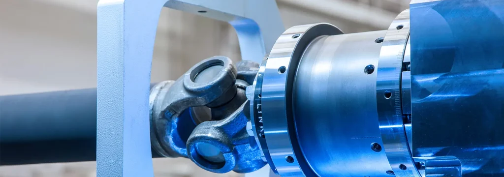 Drive Shafts Our balancing machines for cardan shafts set a new standard in the automotive industry and its suppliers. Their precise measuring accuracy and fast correction of unbalances at high operating speeds offer outstanding performance.